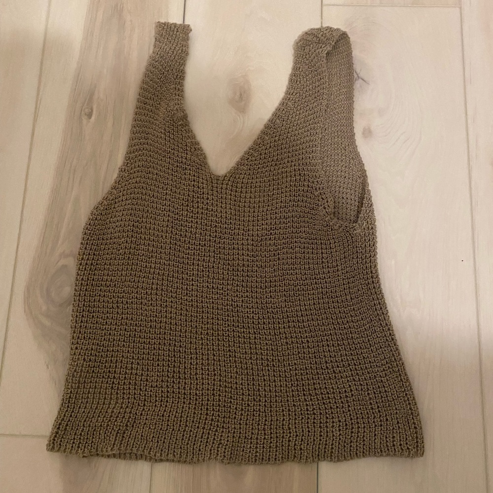 Knit khaki tank.